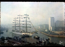 BREST (29) VOILIER "LIBERTAD" 3 MATS remorqué dans le PENFELD en 1970