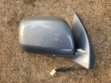 01-07 Toyota Highlander Right