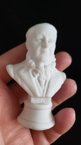 Petit buste homme biscuit - en,