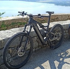 VTTAE tout suspendu FLYER  UPROC X