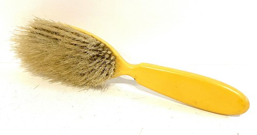 Ancienne brosse ou - en, os