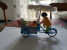 Playmobil , glacier triporteur , vendeur de glaces 