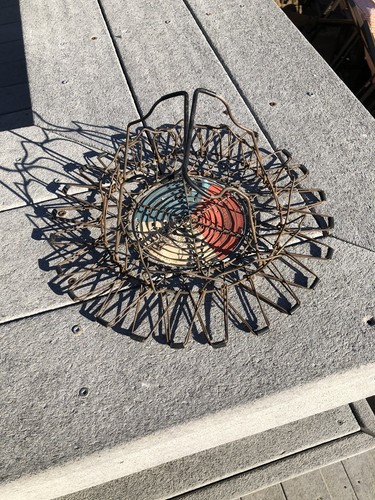 Vintage collapsible wire - wire, egg