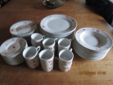 service de table scandinave Noël 60 pièces excellent état