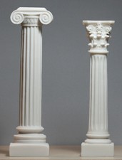 Lot de 2 colonnes grecques style ionique et corinthien pilier décor sculpture