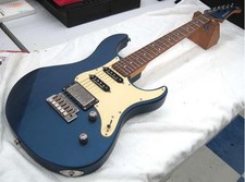 Guitare électrique YAMAHA