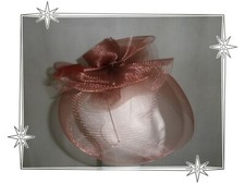 Magnifique Serre Tête Chapeau