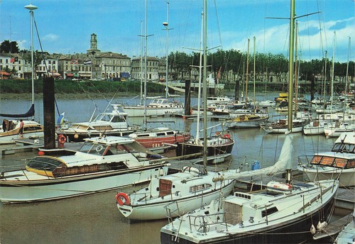 Pauillac port - 33, le