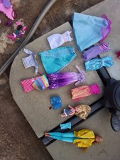 barbie ancienne habits et accessoires pour poupée 
