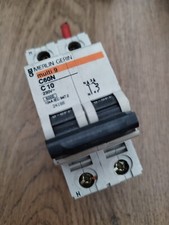 disjoncteur Merlin Gerin 10A Ampéres 2P réf 24188 C60N multi 9 C 10 230V~ C10