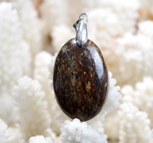 Bronzite carats pendentif - 54,