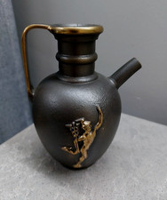 Ancien pot à lait à huile