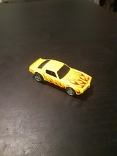 voiture hot wheels Mattel 2011 Pontiac firebird 