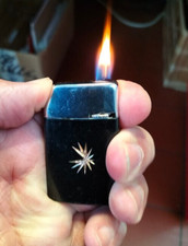 Ancien briquet Gaz SIM LUXE