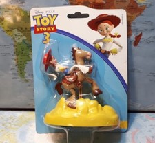 Figurine Toy Story JESSIE DISNEY PIXAR Sur Le Cheval PIL POIL Socle Jaune/Neuf !