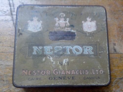 Rare ancienne boite - rare, tole