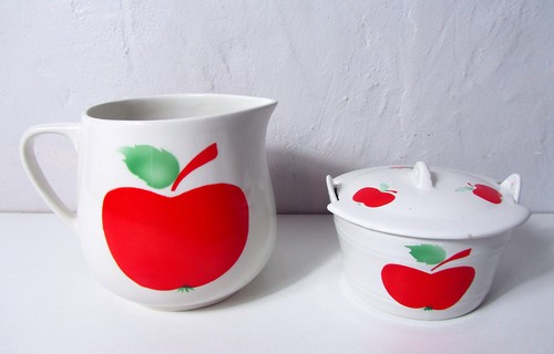 Pichet pot pomme vintage - et,