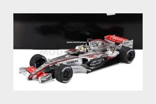 MINICHAMPS 530061804 McLAREN