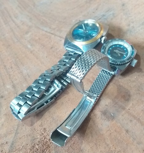 Lot des montres anciennes - des,