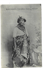 MARTINIQUE  UNE CREOLE  COSTUME NATIONAL