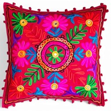 Housse de coussin brodée Boho