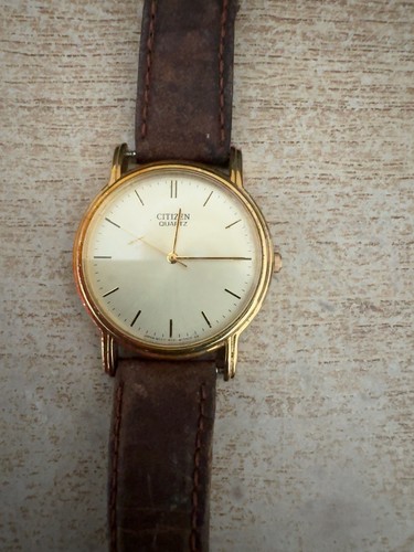 Montre citizen quartz vintage - montre,