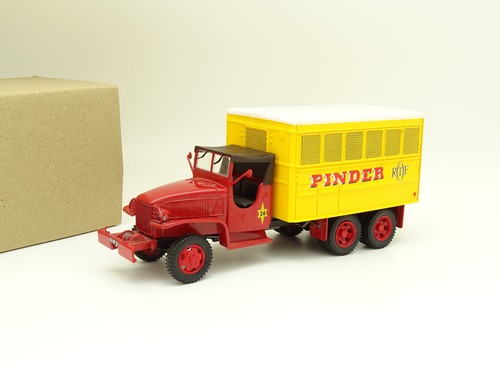 Ixo gmc cckw - 1/43,