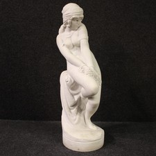 Sculpture en marbre blanc