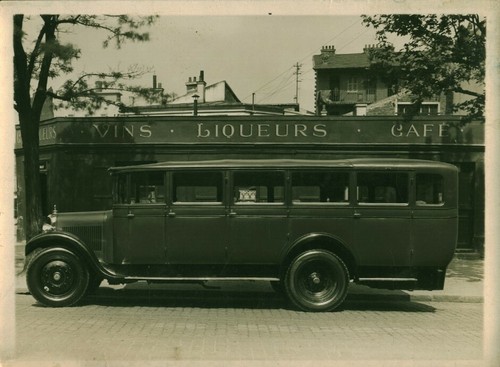 Photo ancienne voiture autobus