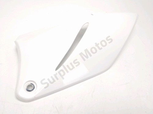 Cache lateral gauche honda - lateral,