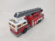 CAMION POMPIER NEW YORK  INCENDIE NACELLE- MAJORETTE - 1/47