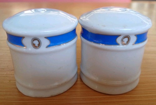 Petite salière poivrière
