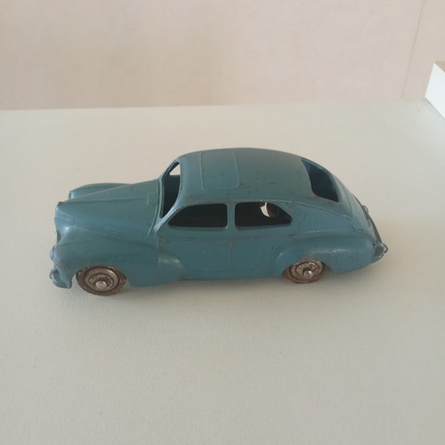 Dinky toys peugeot - dinky,
