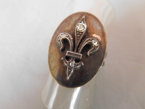 Bague ancienne ovale gris