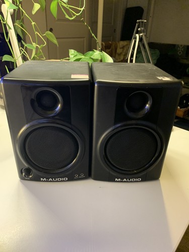 Preowned audio 40 - av, powered