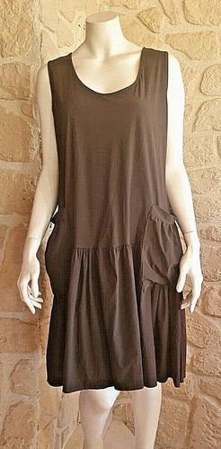 Robe marron sans - , neuve