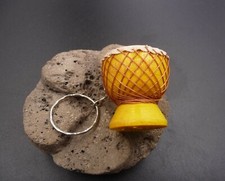 Porte-clés ethnique djembé Africain tam tam jaune en peau de chèvre et bois