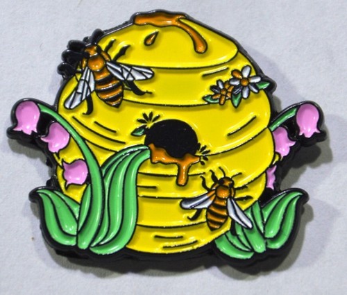 Pin abeille bee ruche - pin's,