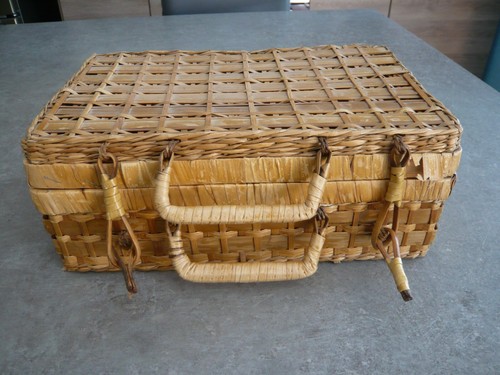 Ancienne valise rotin - ancienne,
