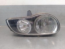 811101E530 phare droit TOYOTA