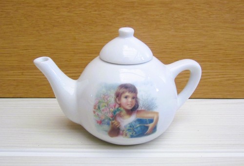 Petite théière dinette - théière,