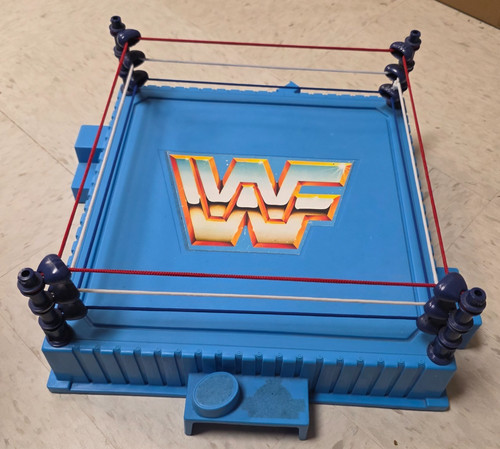 Vintage hasbro wwf blue - hasbro,