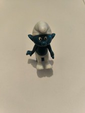 Figurine schtroumpf sur socle