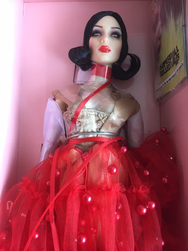 Sybarite doll magic superdoll - magic,