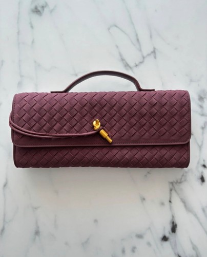 Sac pochette bordeaux tressé