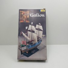 1/200 Heller 835 maquette