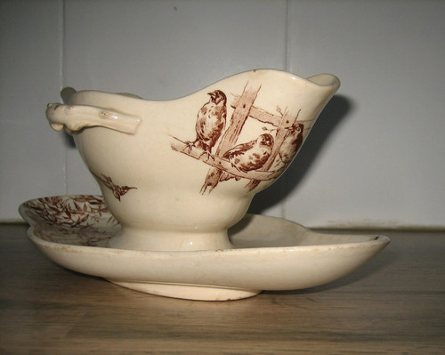 Ancienne saucière faience - ancienne,