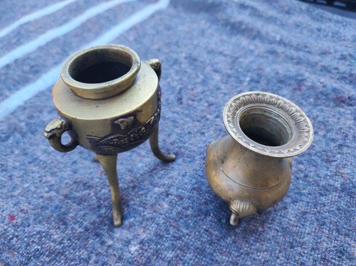 Deux petits pots vases - petits,