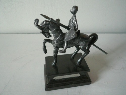 Statuette chevalier - statuette,