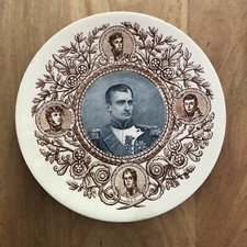 ASSIETTE SARREGUEMINES NAPOLEON BONAPARTE ET SES MARECHAUX